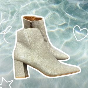 NWOT OLIVIA + KATE Silver Shimmer Heeled Boot Size 11
